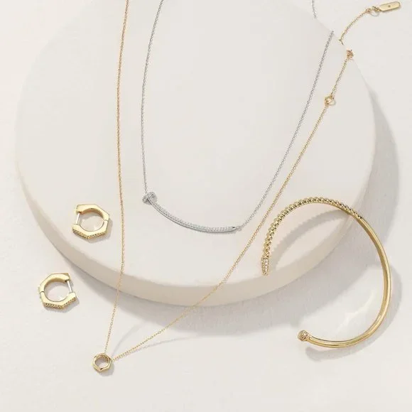 Hardware Cuff - Picture 3 of 3